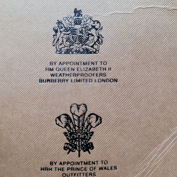 Authentic Burberry Archive Check Leggings - Picture 5 of 7